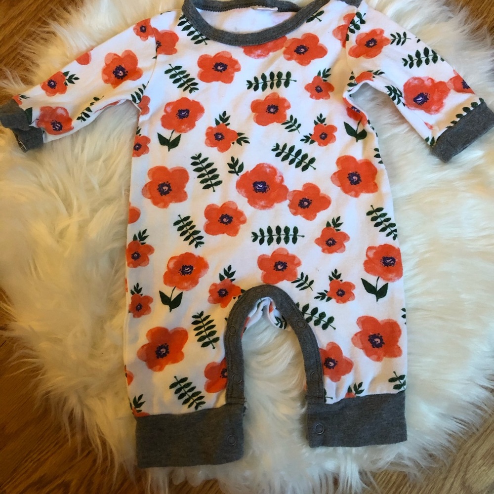 Modern baby floral bodysuit 0-3 months